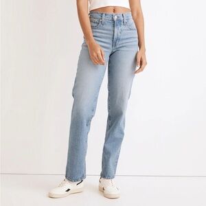 Madewell The Mid-Rise Perfect Vintage Straight Jeans, size 24.
